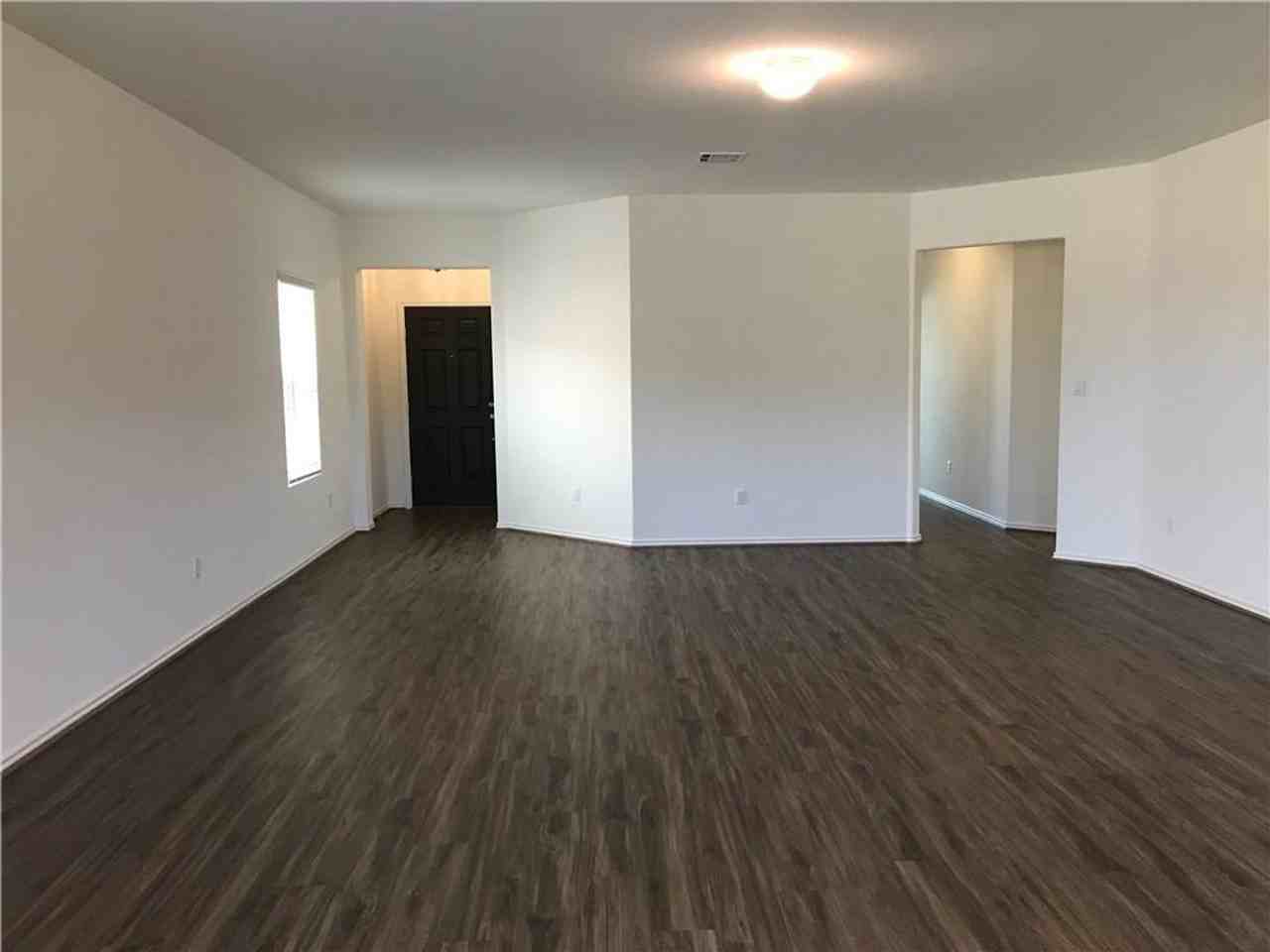 720 Mallow Rd - Photo 7 of 22