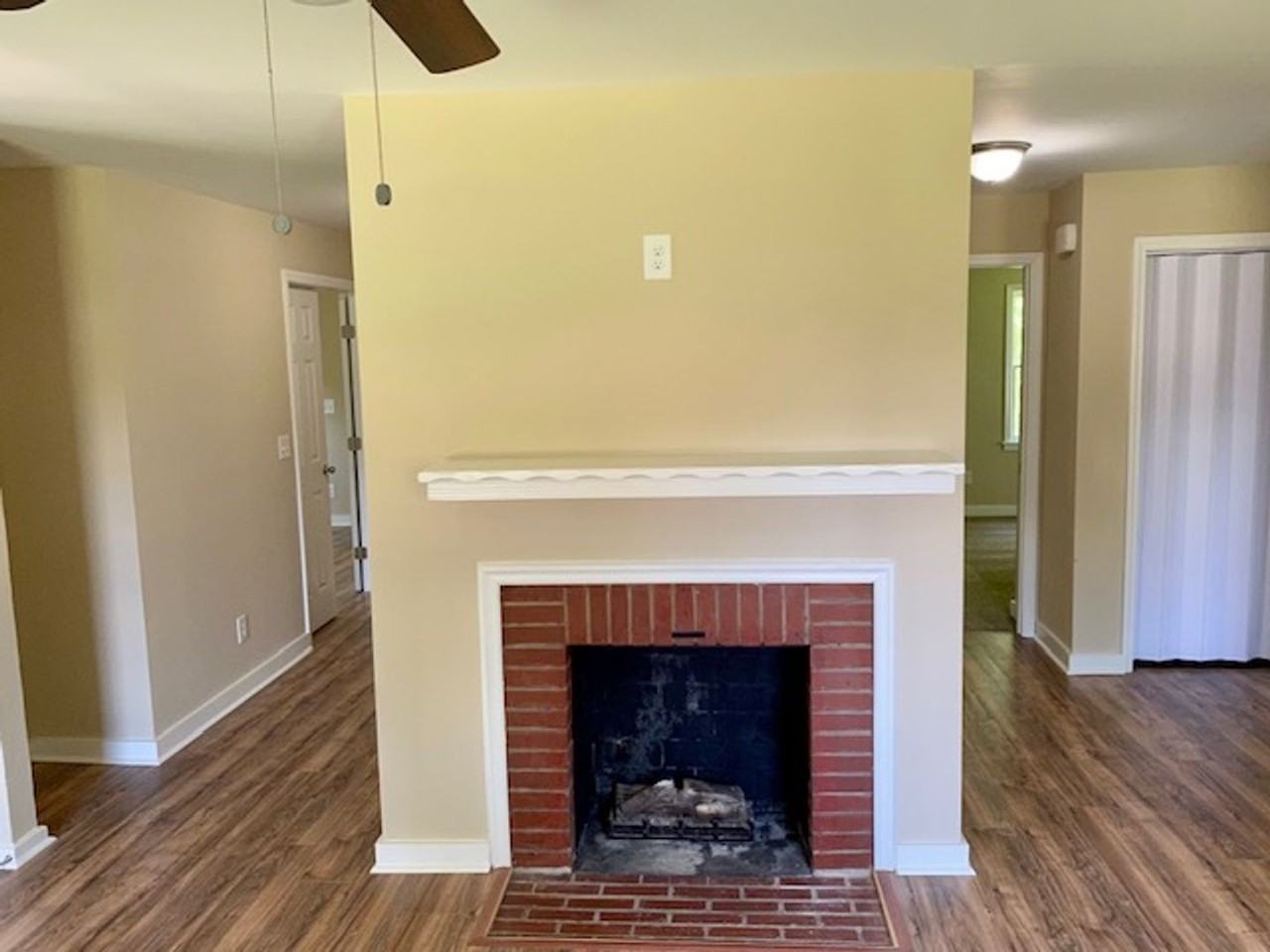 2112 Sycamore St Sw - Photo 4 of 12