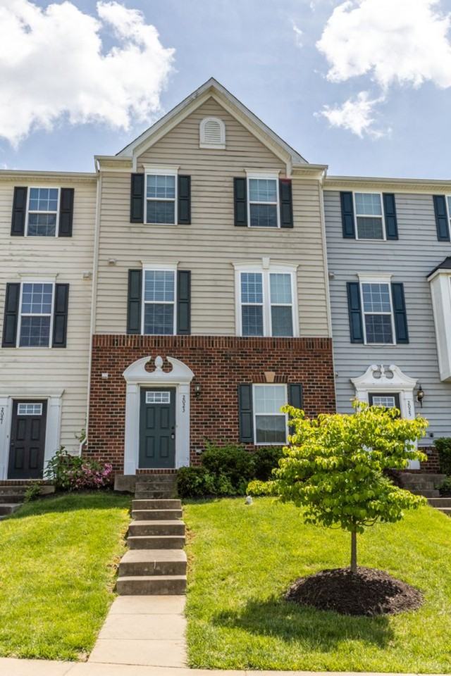 2023 Verona Ct - Photo 2 of 40