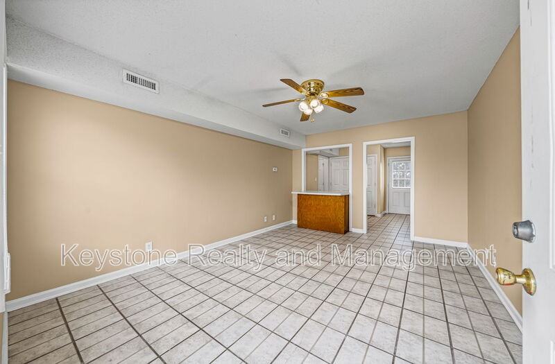 3285 Tower Dr - Photo 4 of 16
