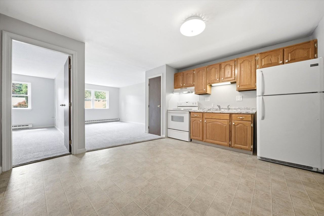 504 River Rd - Photo 4 of 18