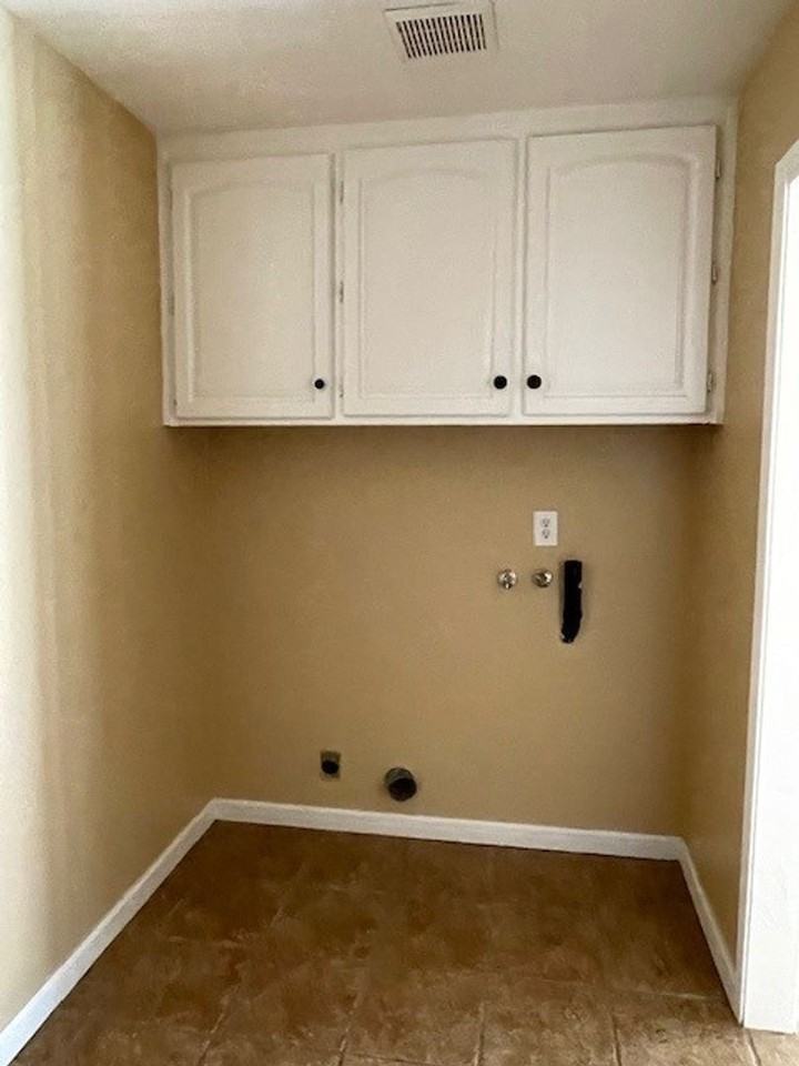 17677 Kram Ct - Photo 6 of 32