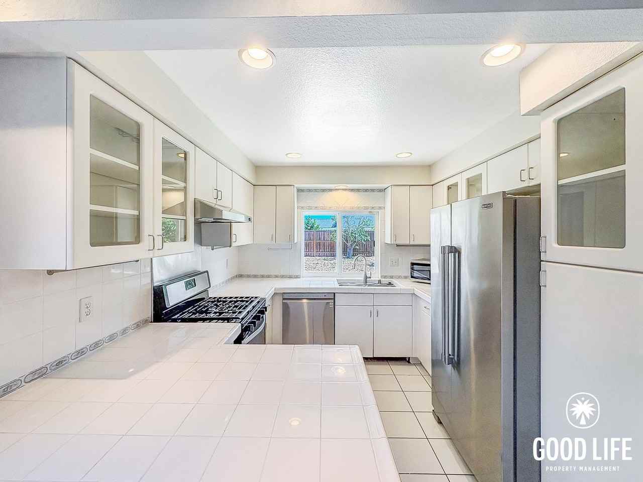 3679 Branch Ct - Photo 7 of 24