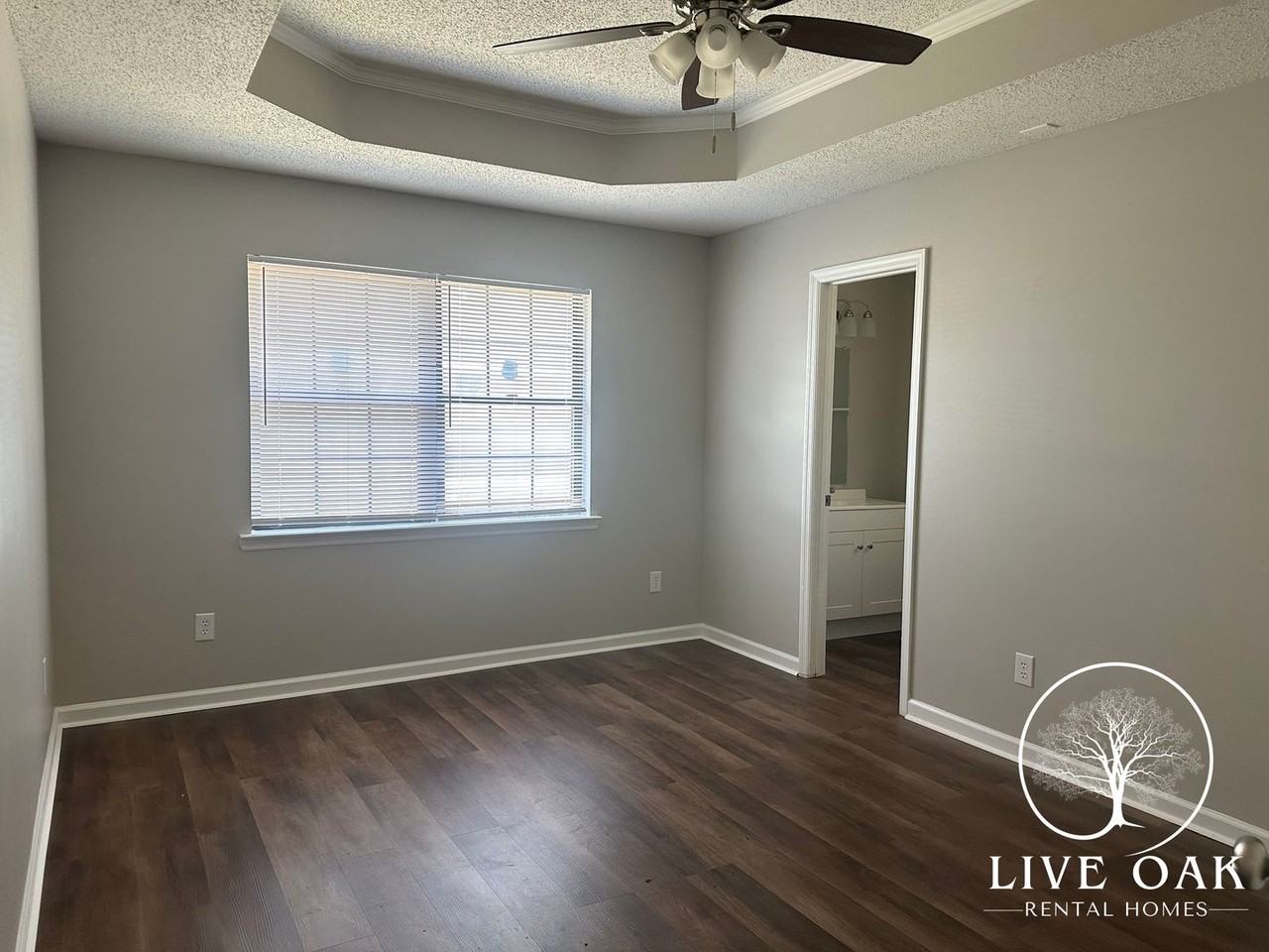 1304 Crossgate Ct - Photo 6 of 10