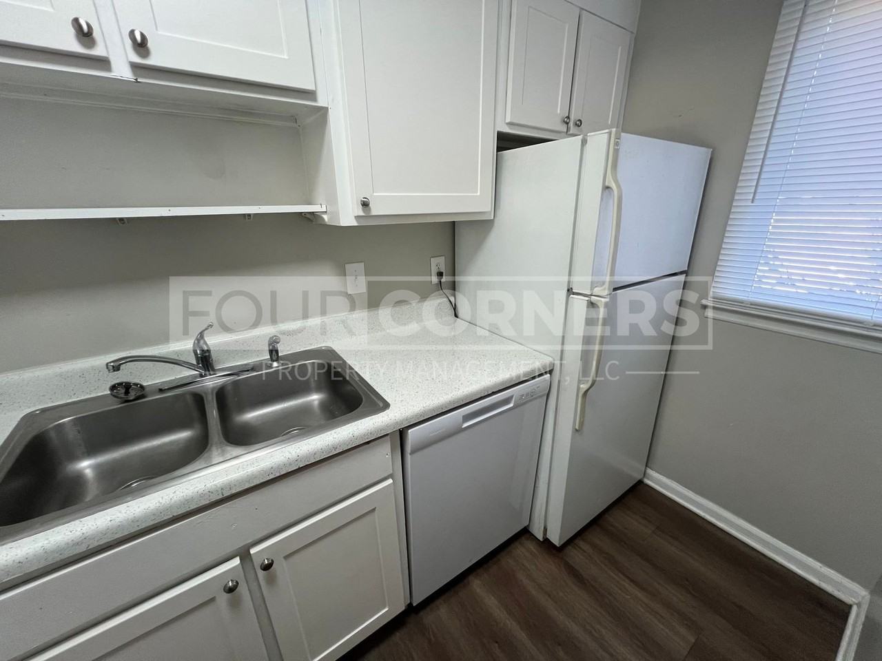 2305 Vanstory St - Photo 3 of 9