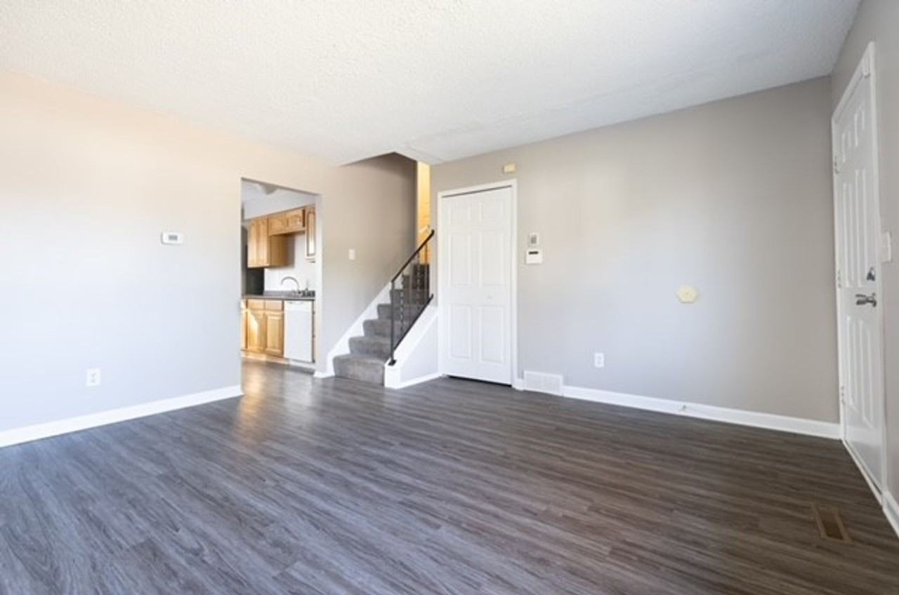 2859 Falcon Bridge Dr - Photo 7 of 27