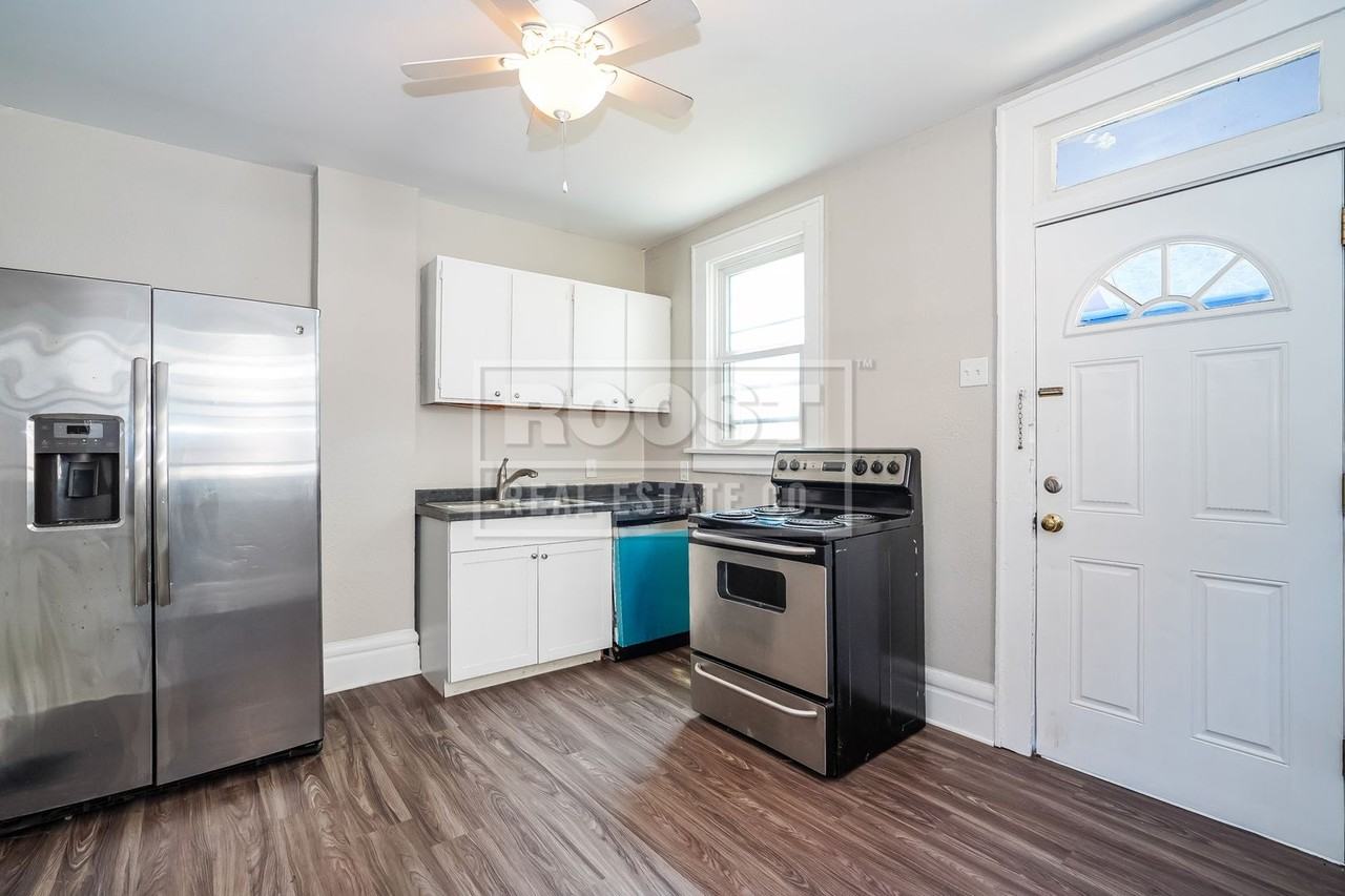 363 E Hudson St - Photo 7 of 10