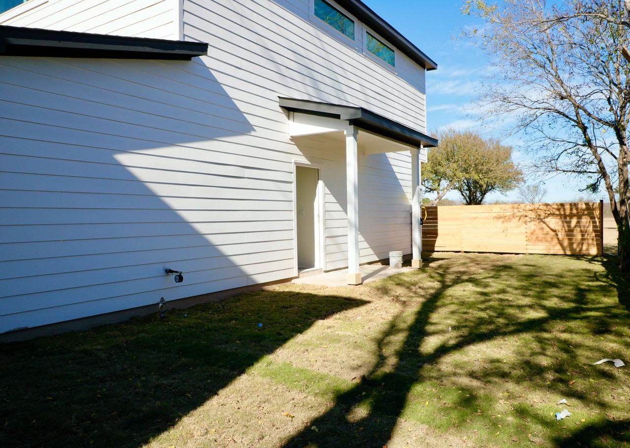 6410 Porter St - Photo 2 of 22