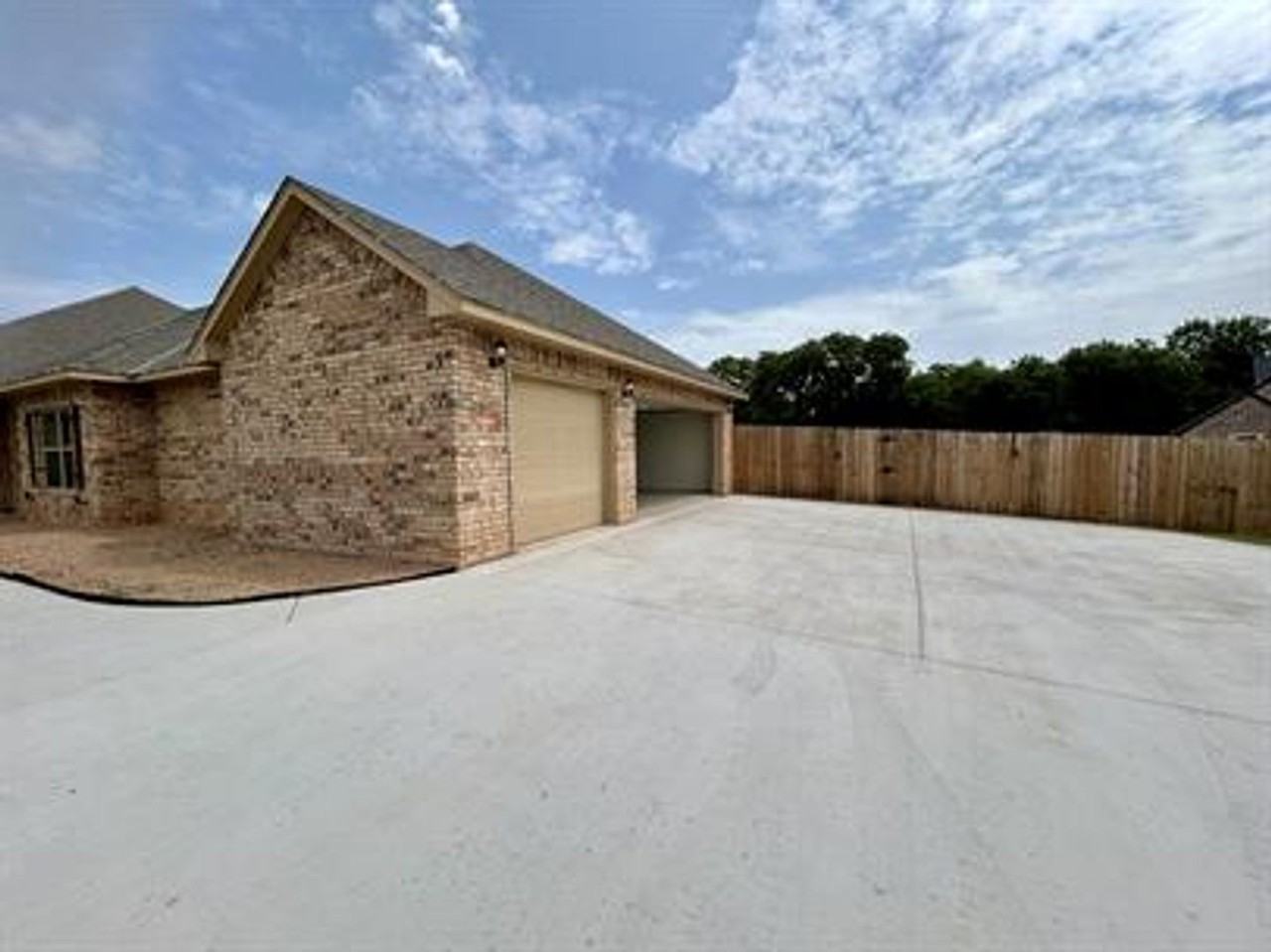 13132 Ne Jaguar Ln - Photo 4 of 30