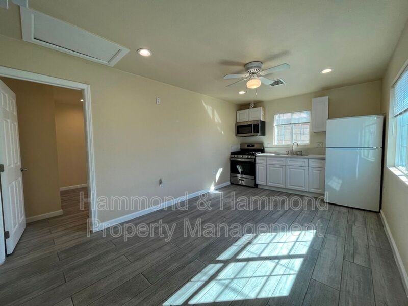 12110 Bromont Ave - Photo 2 of 9