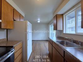 featured image of 403 S Ivy St