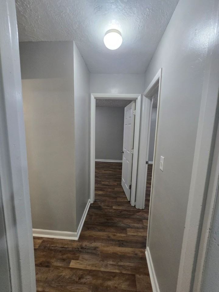 3472 N Dearborn St - Photo 6 of 7