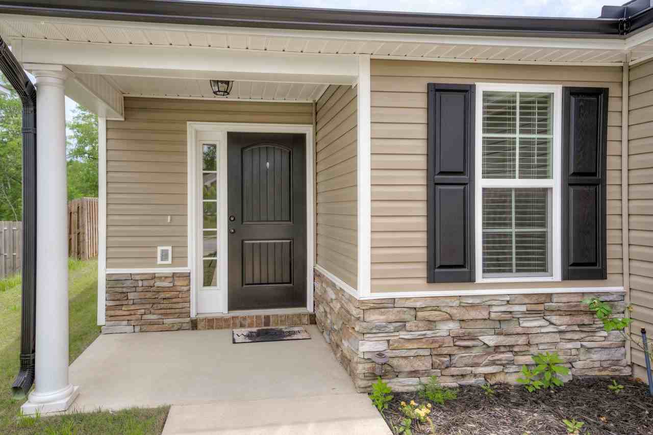 2106 Collister Ct - Photo 5 of 32