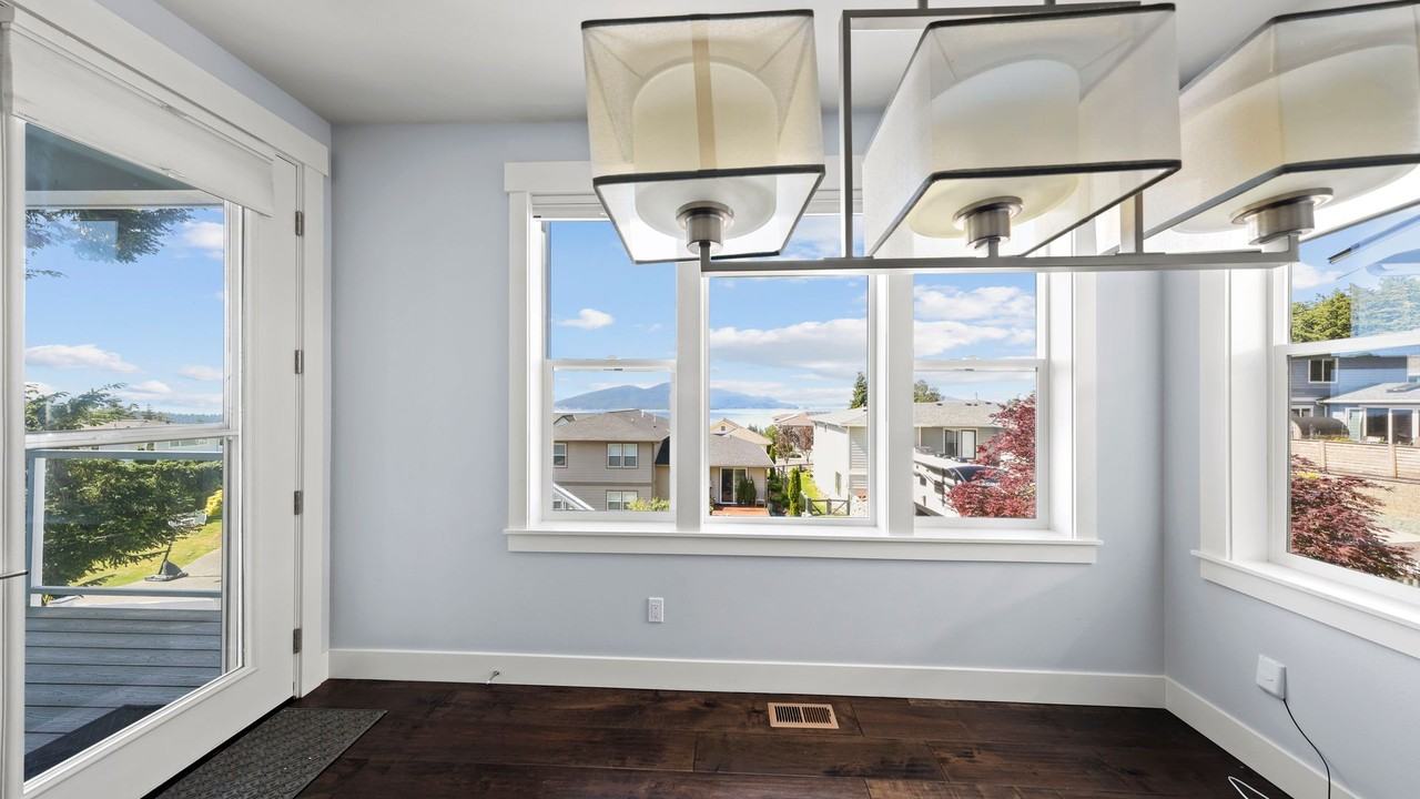 3620 W 11th St - Photo 5 of 22
