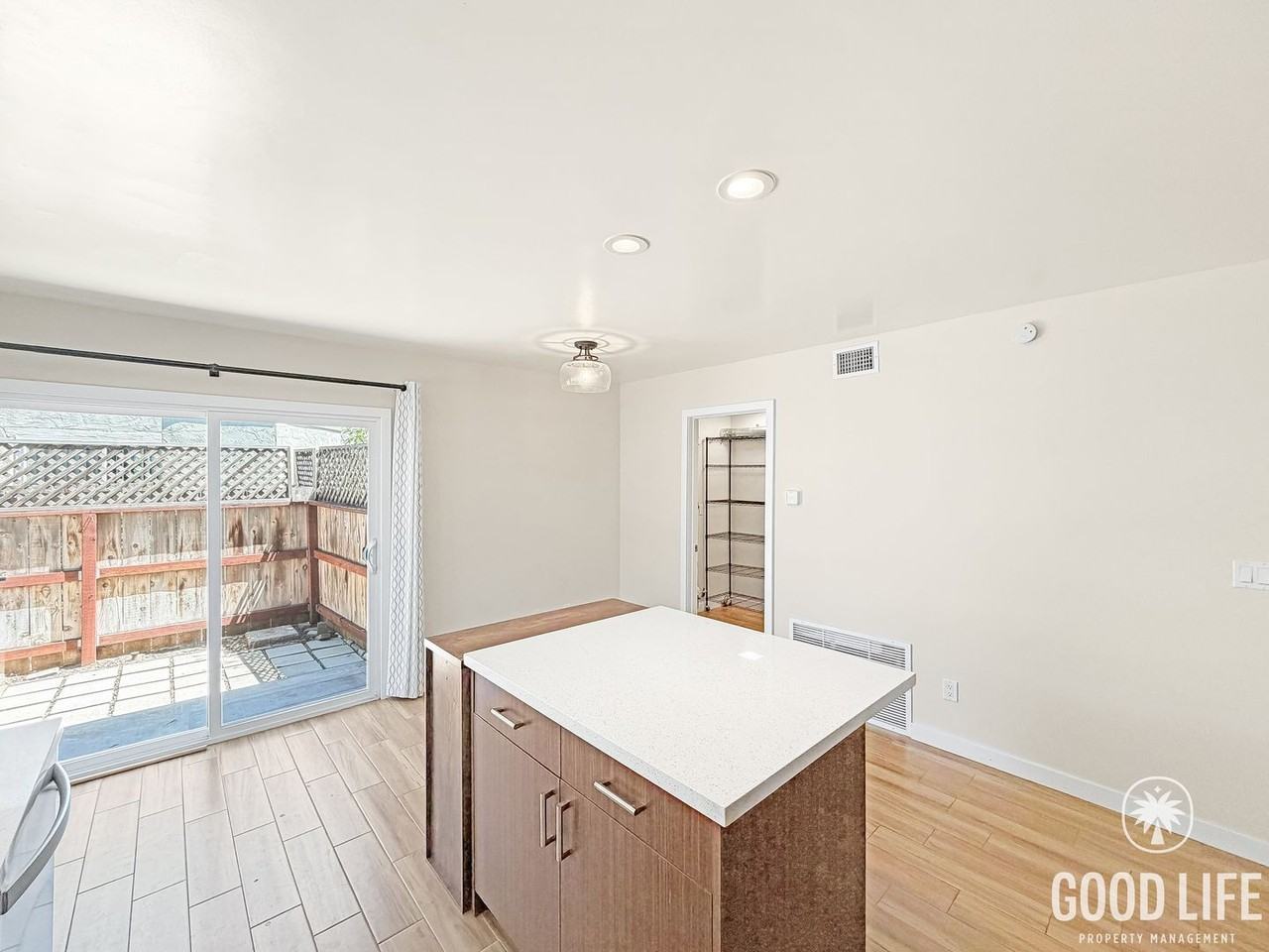 5071 La Cuenta Dr - Photo 7 of 17