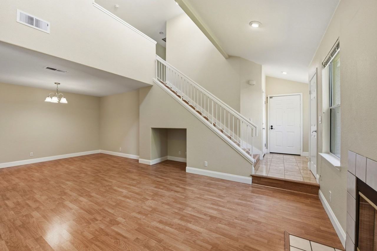 3808 Alder Ave - Photo 7 of 45