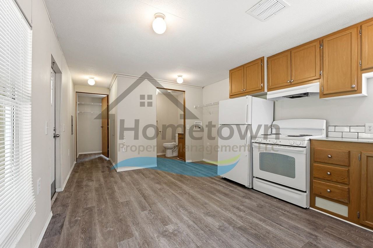 188 Cedar Hl - Photo 7 of 22