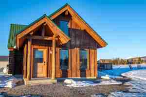 featured image of 5077 Pine Dr
