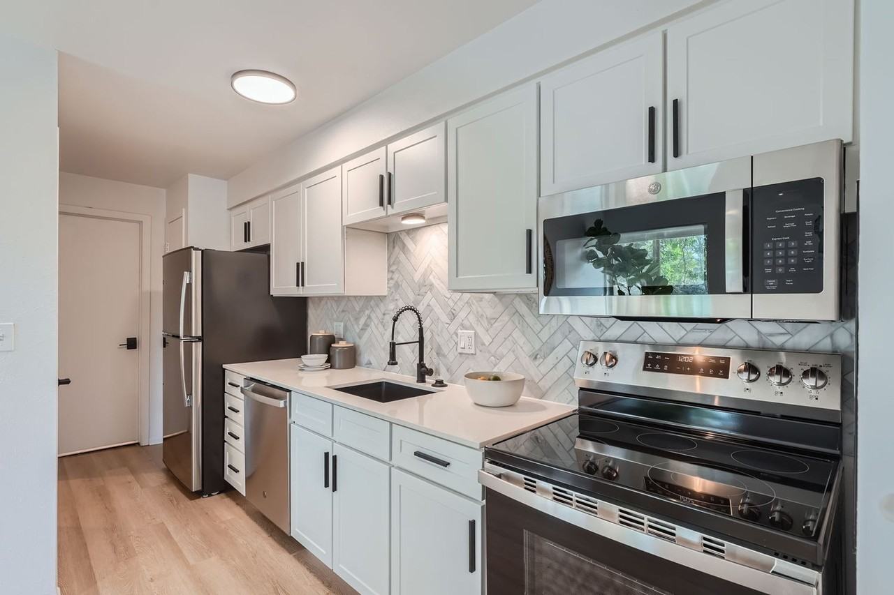 Garfield Apartments - Photo 2 of 7