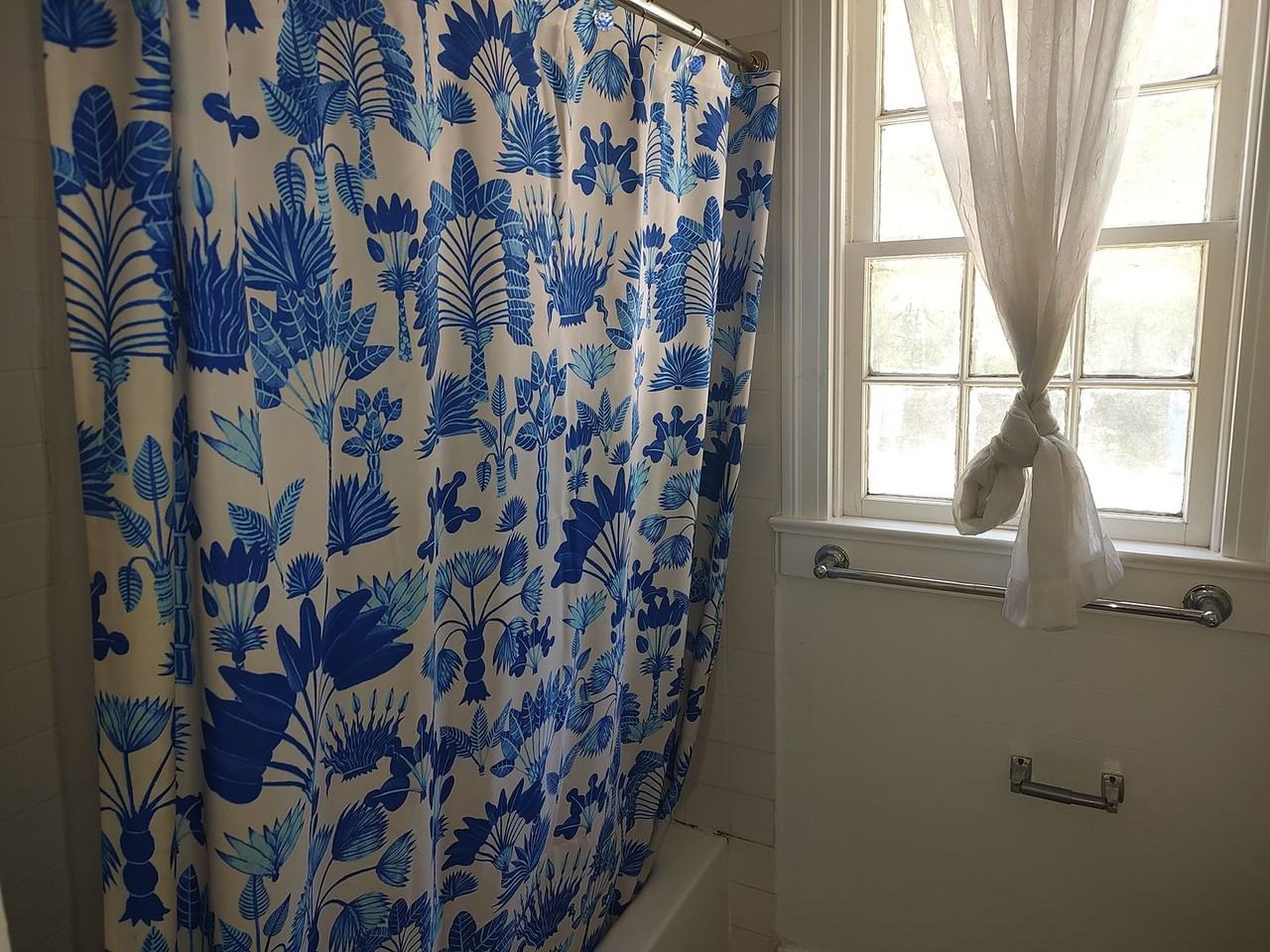 2102 Yellow Jacket Ln #B - Photo 4 of 10