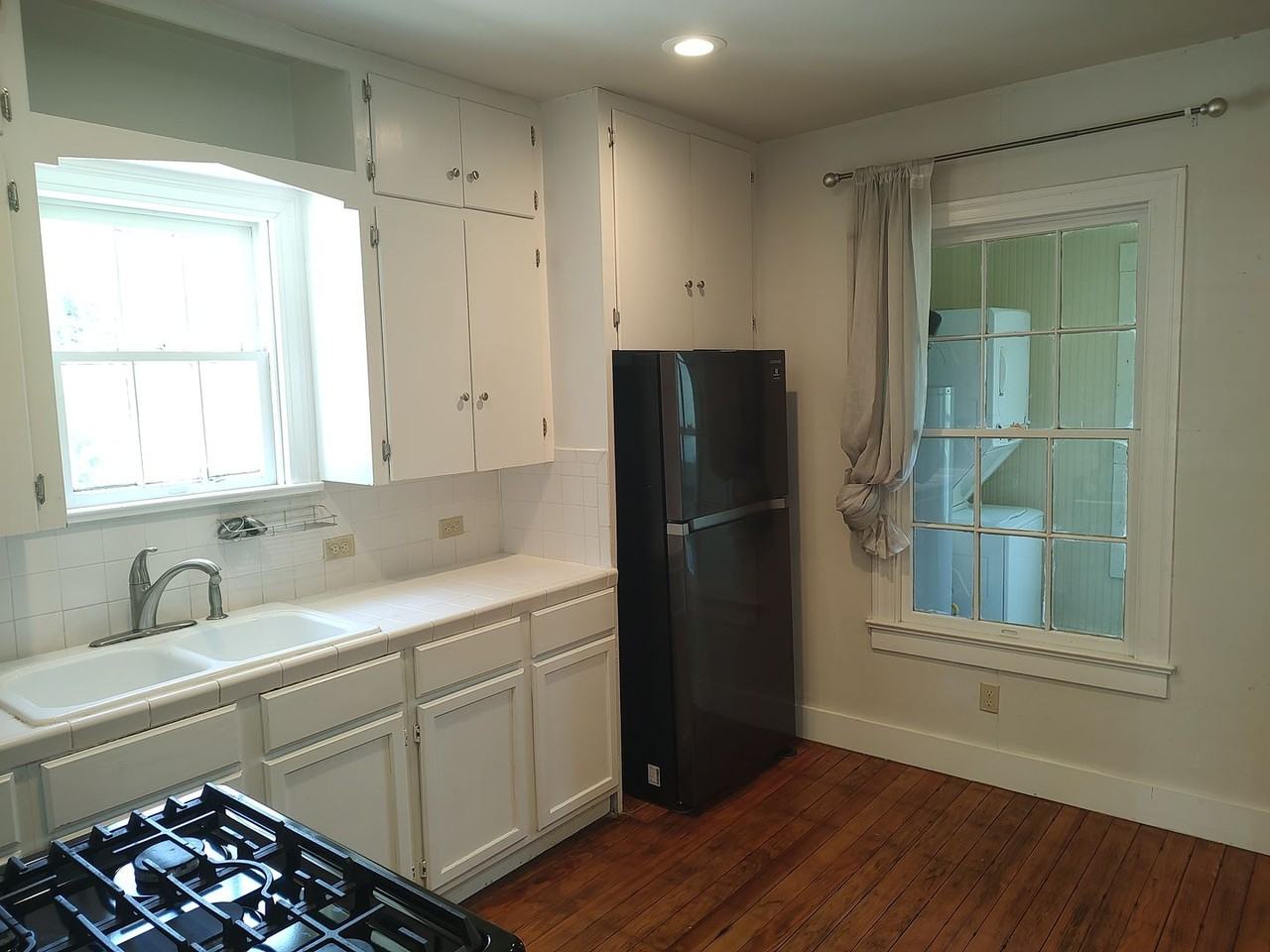 2102 Yellow Jacket Ln #B - Photo 6 of 10