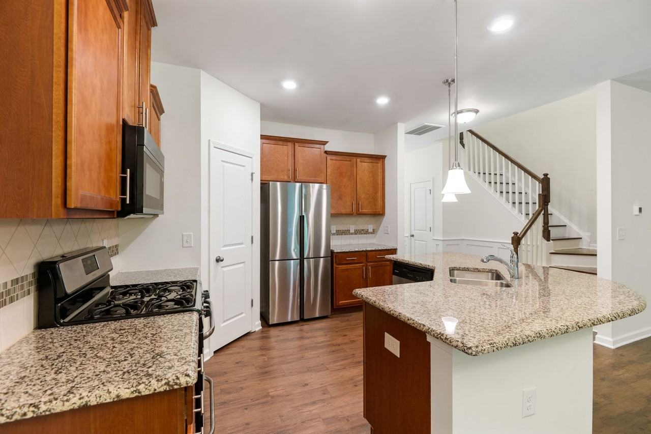 4351 Flintlock Ln - Photo 4 of 22