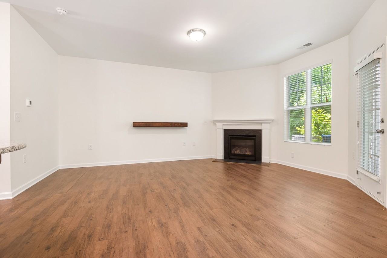 4351 Flintlock Ln - Photo 7 of 22