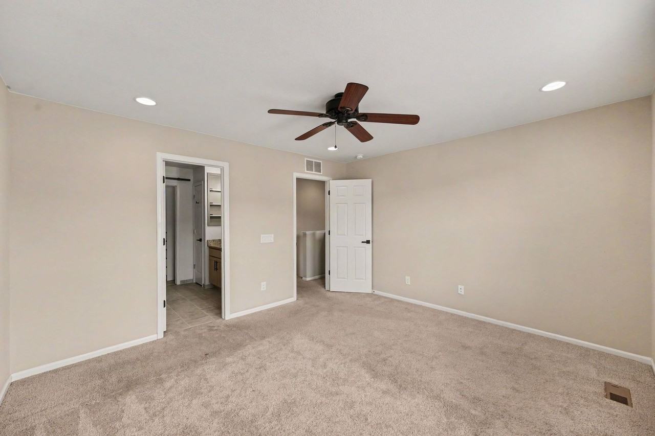 16078 E Elk Dr - Photo 7 of 25