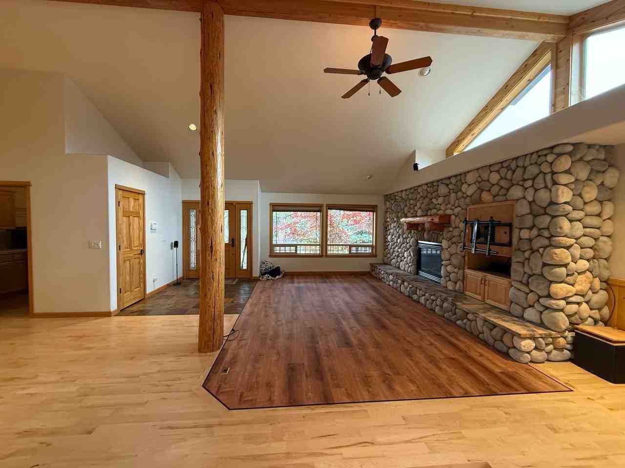 2345 Nw Todds Crest Dr - Photo 3 of 32