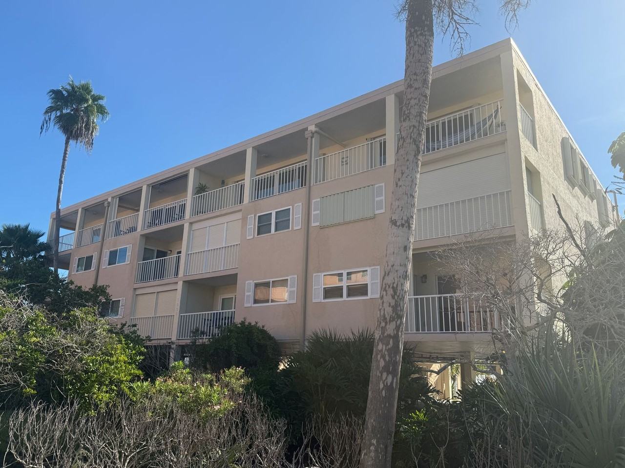 1005 Gulf Blvd - Photo 2 of 39