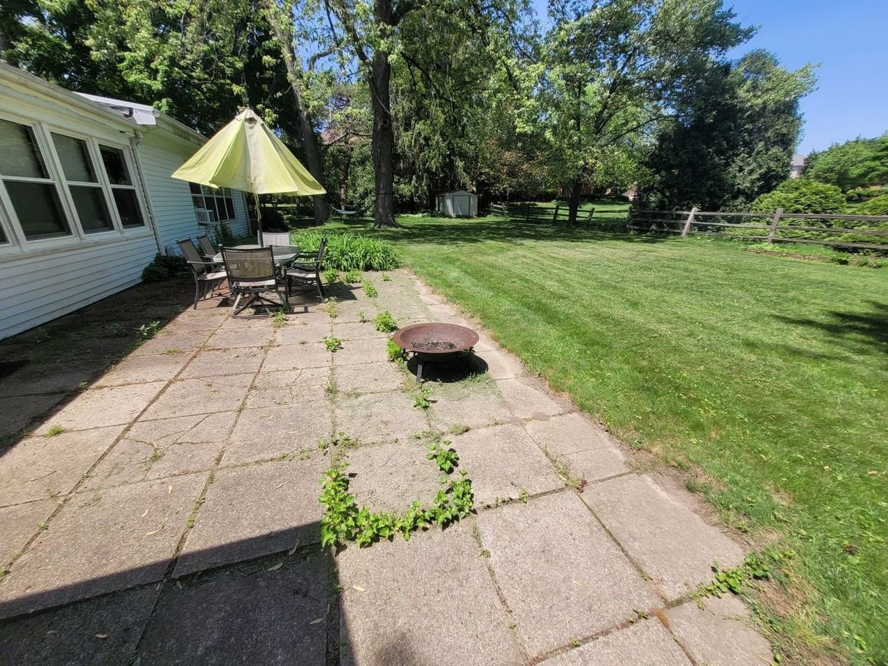 370 W Square Lake Rd - Photo 3 of 14