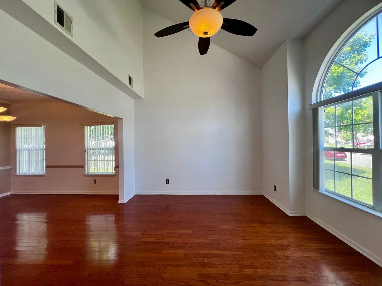 317 Big Pond Ln - Photo 5 of 44