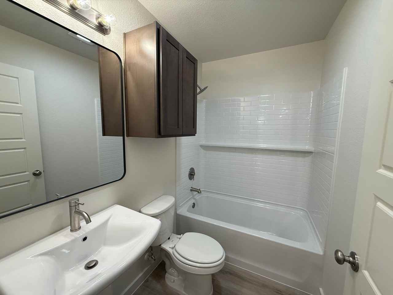 5518 Rice St - Photo 7 of 15