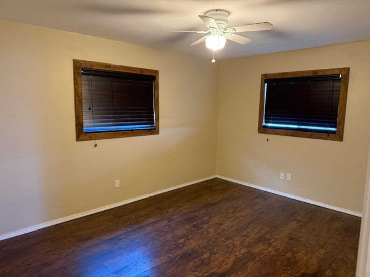 2913 N Mann Dr - Photo 3 of 13