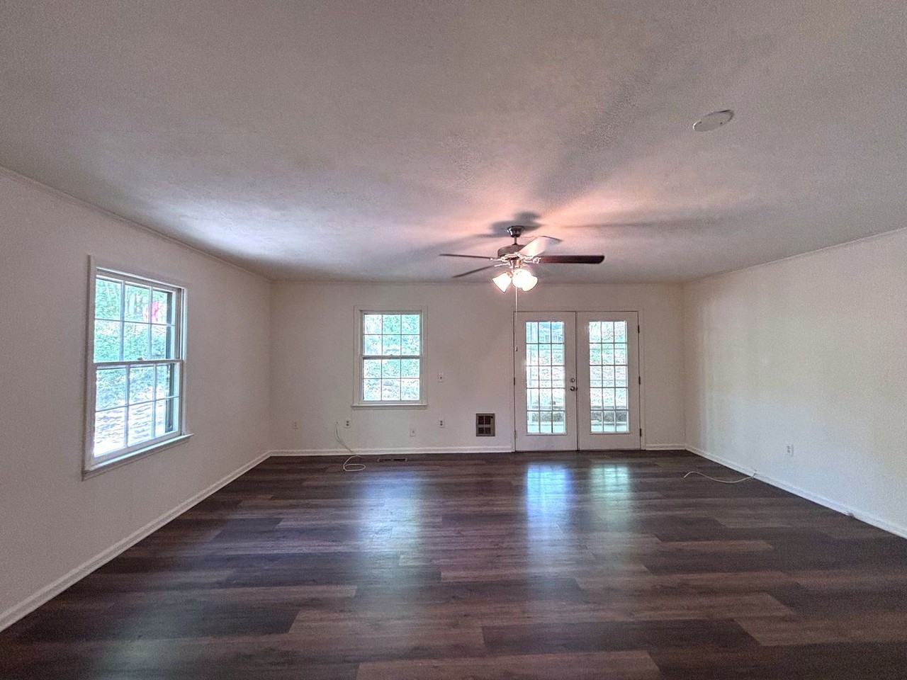 3545 Gilleland Ext - Photo 3 of 15