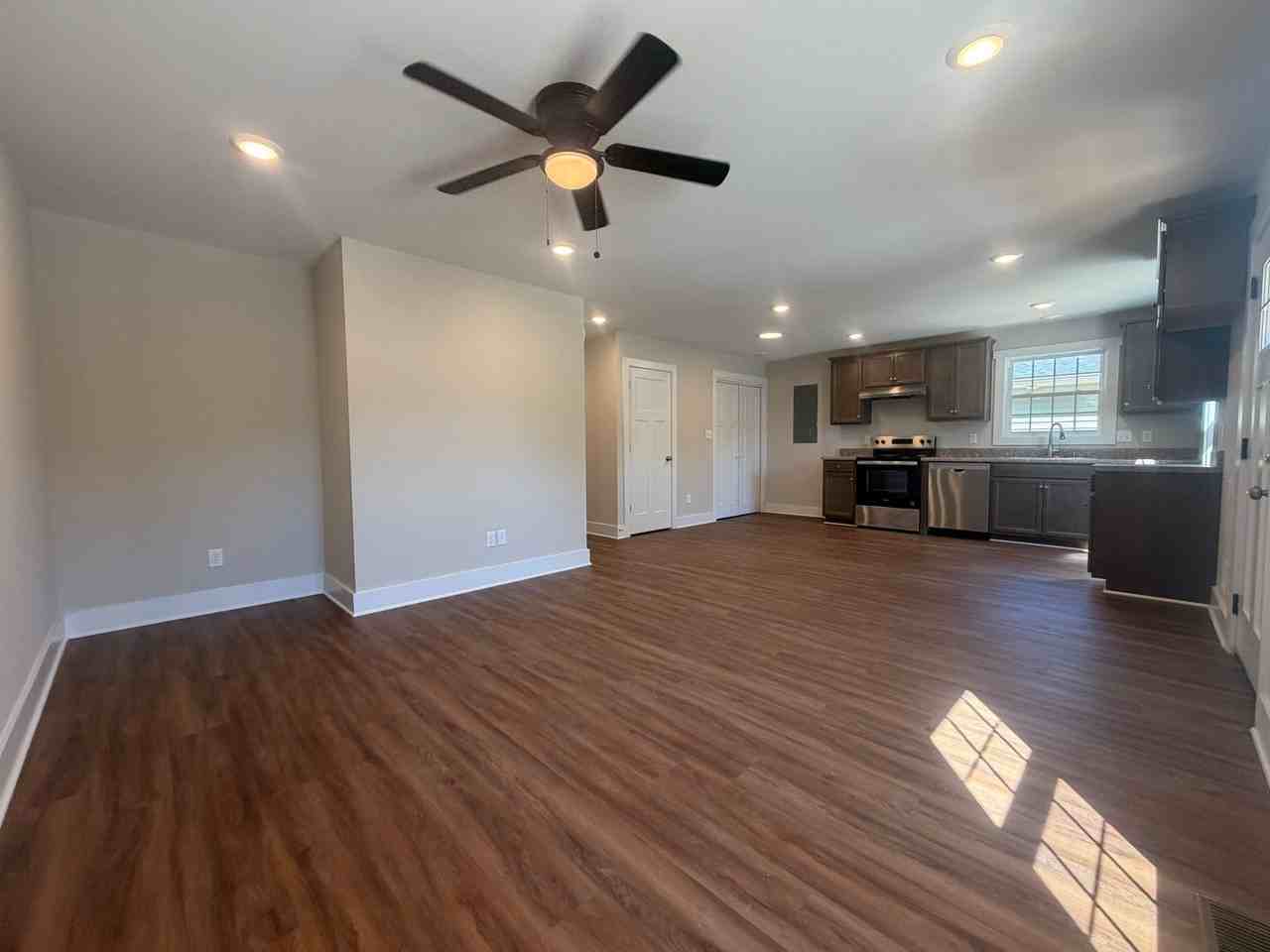 460 Highland Ave - Photo 2 of 11