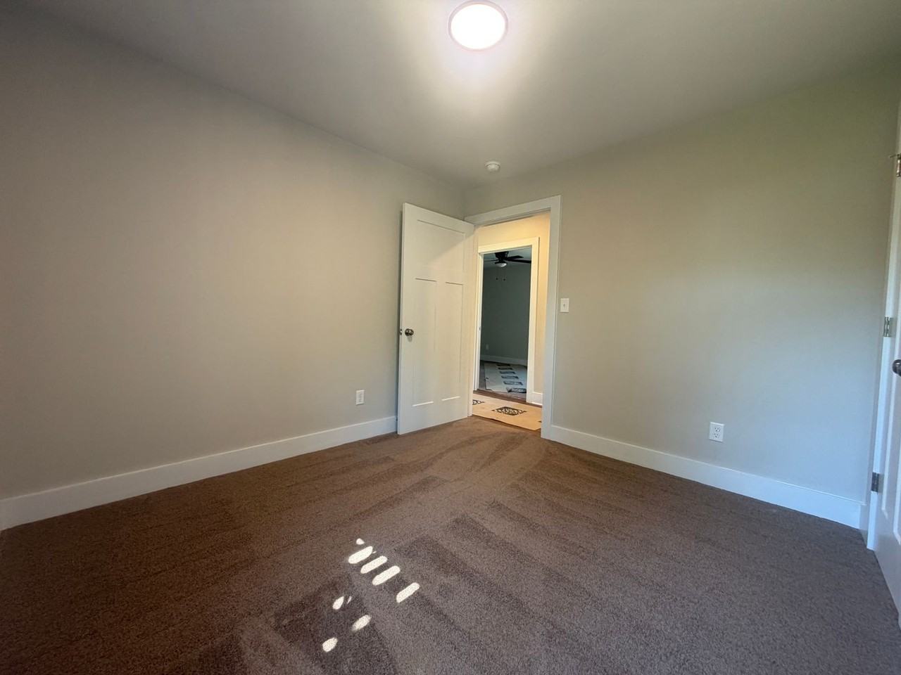 460 Highland Ave - Photo 6 of 11