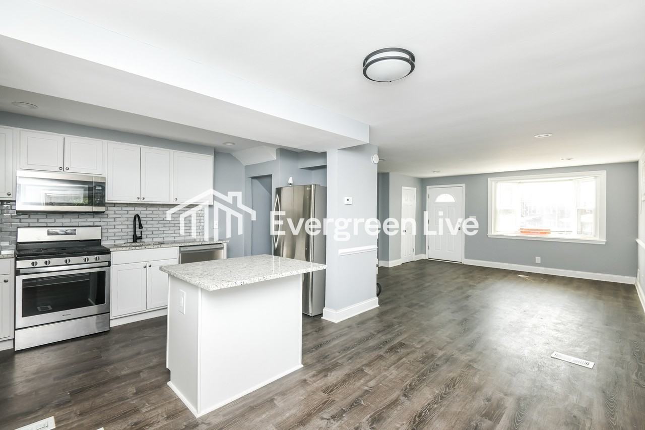 3412 Fleetwood Ave - Photo 4 of 15