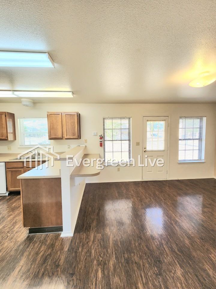 4104 Lew Wallace Dr - Photo 6 of 26
