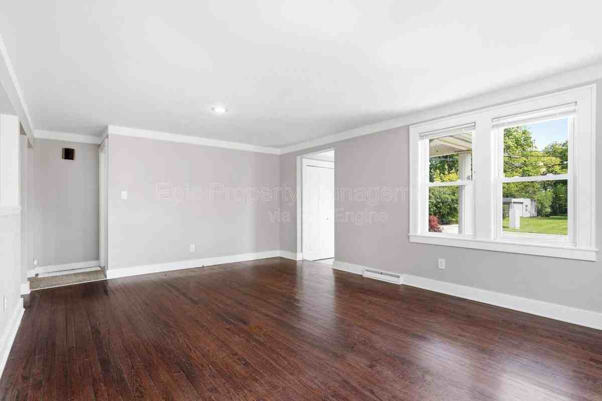 3117 Coucy St - Photo 6 of 8