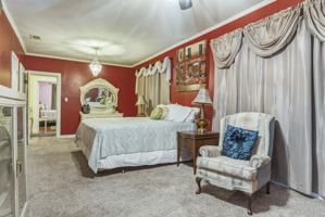featured image of 412 Pinehill Drive