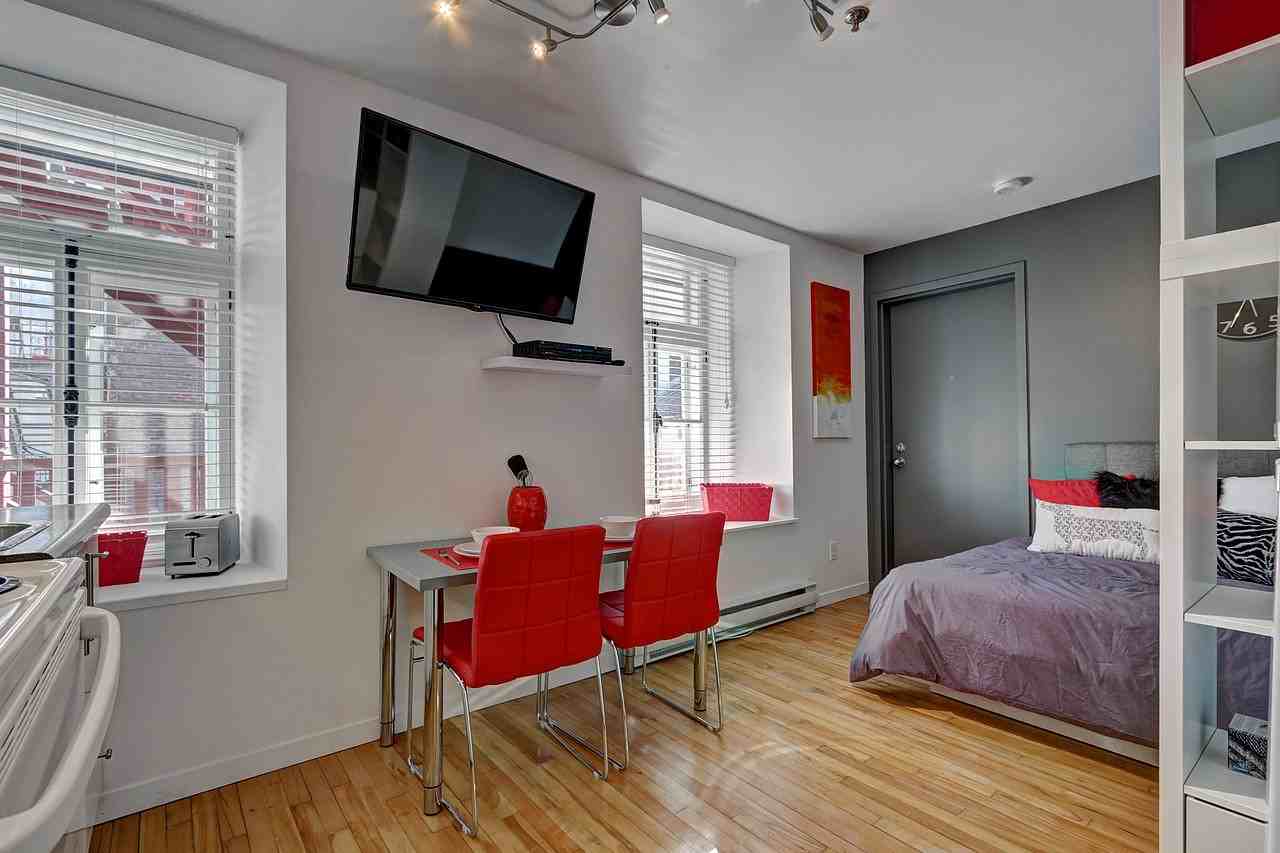131 Rue Sainte-Anne #7 - Photo 4 of 12
