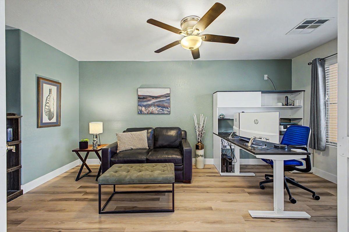 5924 W Park View Ln - Photo 7 of 41