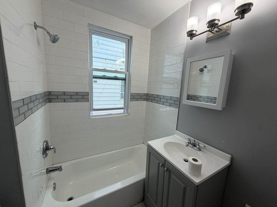 222 W End Ave ##1 - Photo 3 of 6