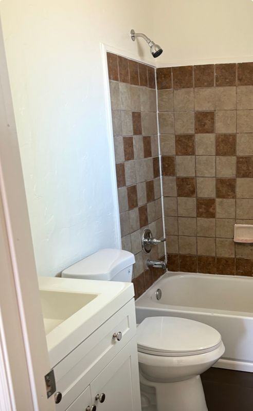 1036 N 13th Ave ##A - Photo 6 of 17