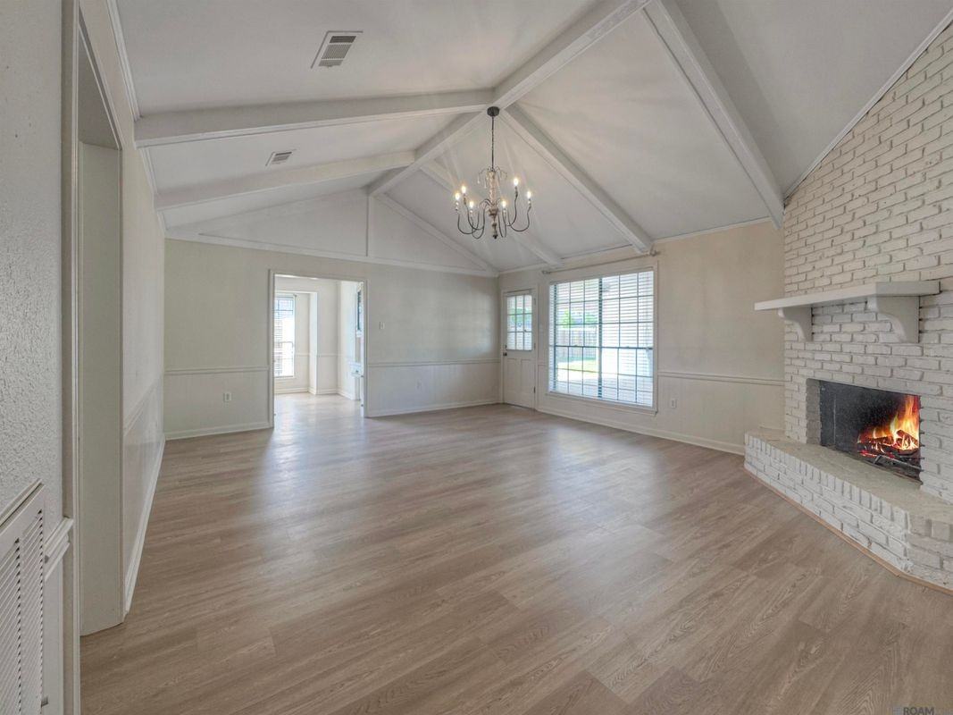4941 Pinehill Dr - Photo 7 of 26