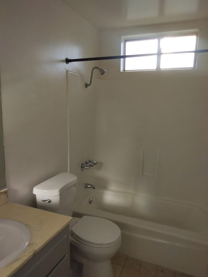 383 Mankato St #16 - Photo 2 of 17