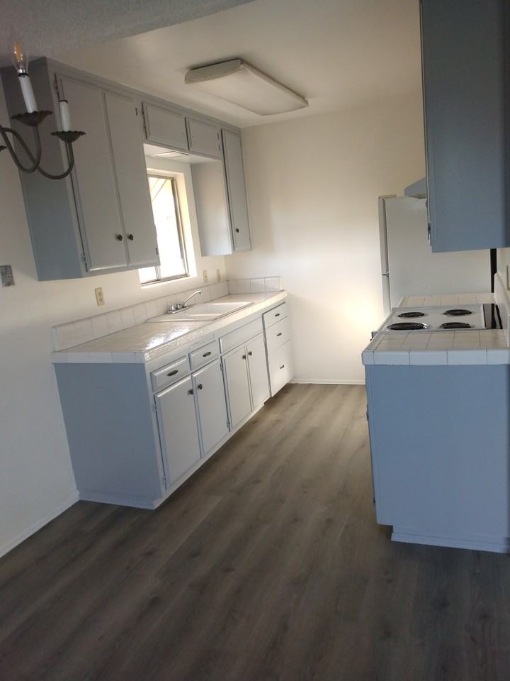 383 Mankato St #16 - Photo 7 of 17