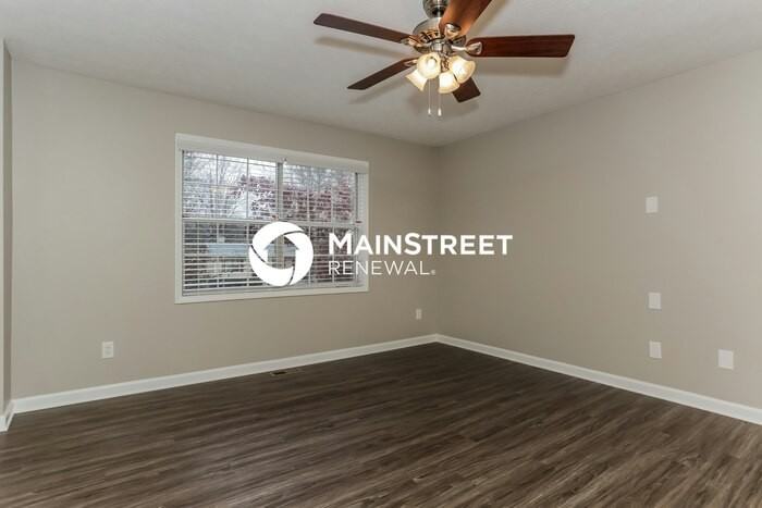 285 Adelene Way - Photo 4 of 17