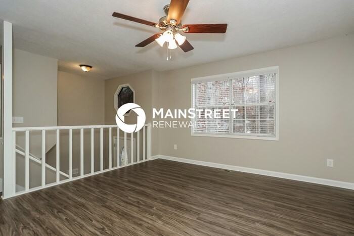 285 Adelene Way - Photo 5 of 17